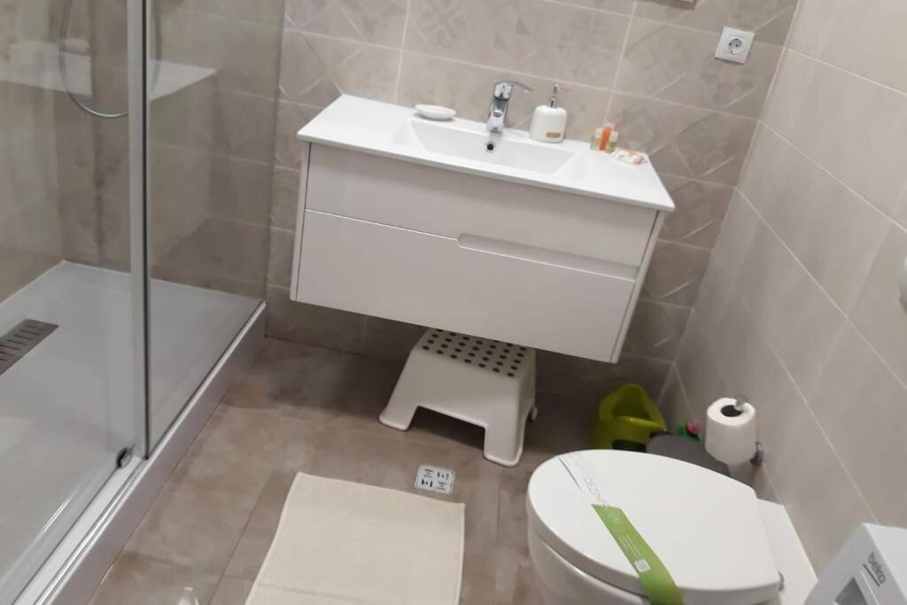 Andreve Apartment By Onix Blue Mamaia Nord, Baby Friendly, Private Parking Năvodari المظهر الخارجي الصورة